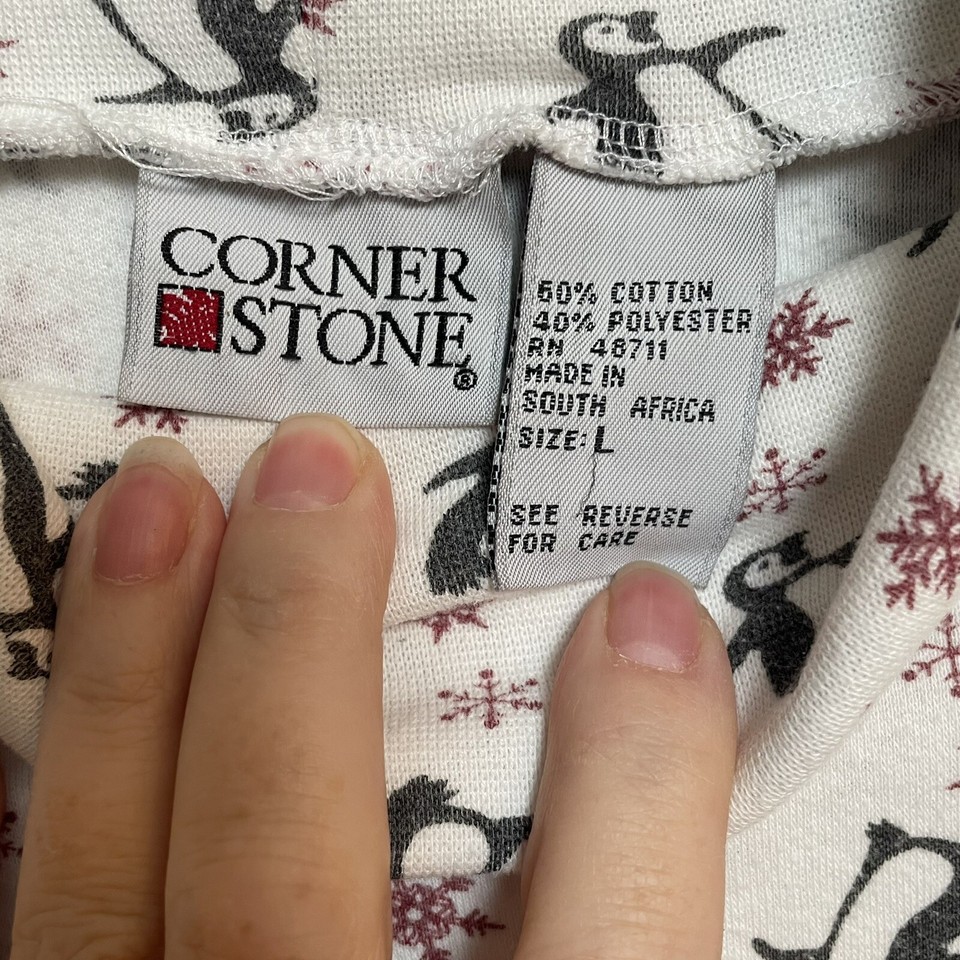 Vintage 1990s Corner Stone Women’s SZ Large Penguin & Snowflake