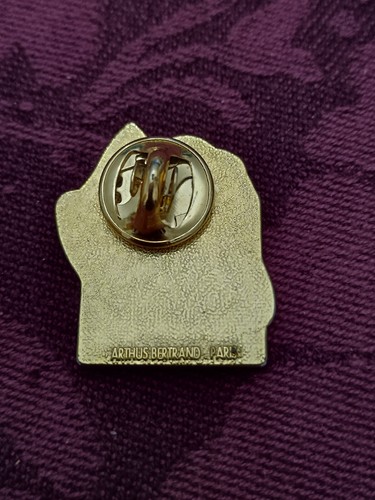 Pin's Pins Pin Enamel 14 A.Bertrand Cyclisme Informatique HEWLETT PACKARD "HP"  - Picture 3 of 3