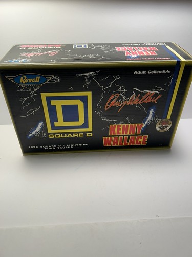Kenny Wallace 1/18 1998 Square D / Lightning Revell NASCAR Diecast. 1 Of 504 - Picture 8 of 11