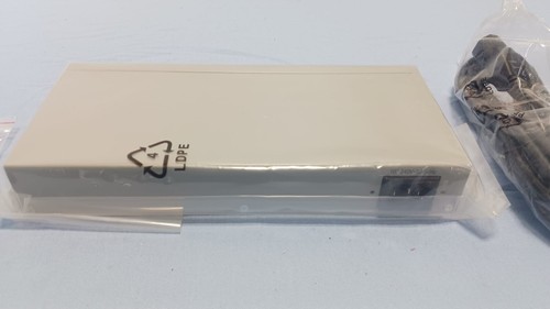 Allied Telesis AT-FS708-30 10Base-T/100Base-TX 8 Ports Fast Ethernet Switch - Picture 17 of 20
