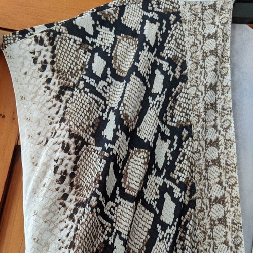 XS S M L JOIE Bethwyn C Vestido de Mujer Snake Print Crepe de Chine Wrap Midi $348 - Imagen 9 de 10