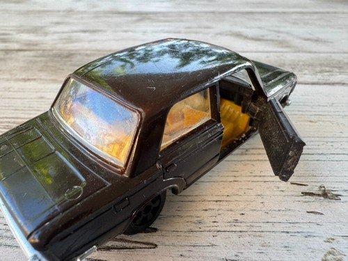 FIAT 125 scale 1/43 plasticl model car USSR plastic () - Picture 9 of 9