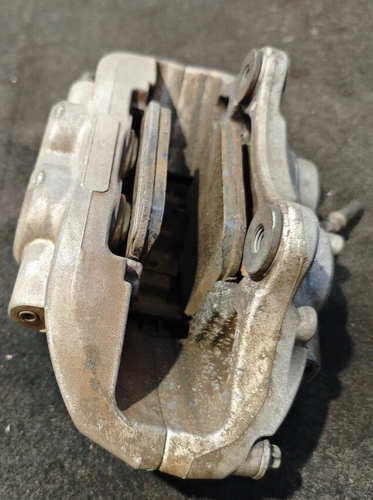 2012-2018 BMW 435I F32 Front Left Driver Side Brembo Brake Caliper OEM 340 P4.40 - Picture 9 of 13