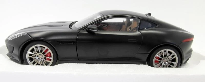 Autoart 1/18 Scale Diecast - 73652 Jaguar F-Type 2015 R Coupe Matt Black - Image 3 of 4