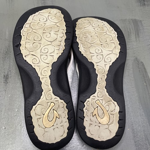Olukai Womens Flip Flops Sandals Size 8? Ohana White Black Beach Ladies - Picture 10 of 11