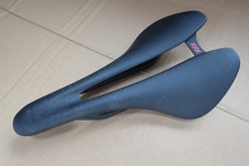 Bontrager XXX Carbon Fibre Saddle  -  68g**  138mm x 250mm  -  Ex-display only