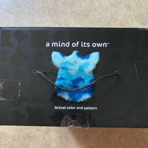 Furby Boom Blue Waves 2013 Soft and Adorable Furby Hasbro - Picture 2 of 6