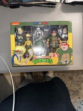 NECA TMNT Teenage Mutant Ninja Turtles Zach and Smash Action Figures