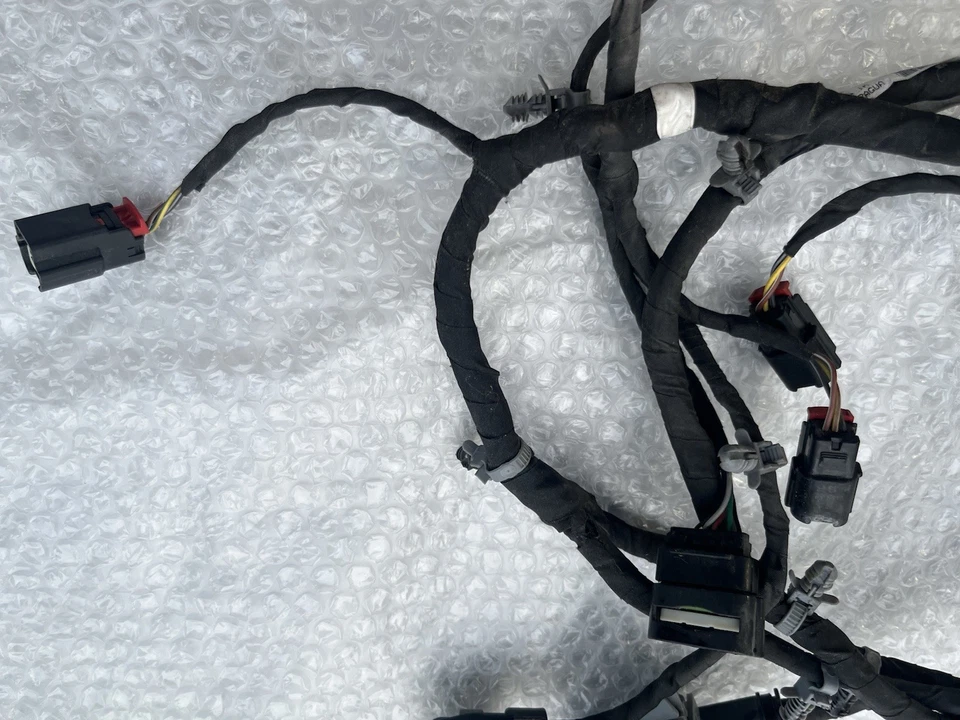 2018 Cadillac CTS V Rear Bumper Wiring Harness OEM - Image 3 of 4