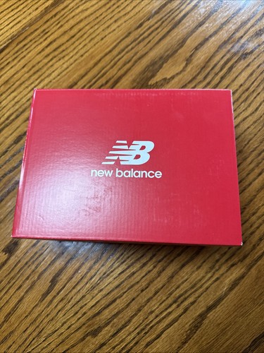 Jungen New Balance Fresh Foam Arishi V4 Schuhe. Größe 8US - Originalkarton - Bild 10 von 10
