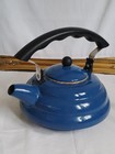 Le Creuset Behive Vintage Stove-Top Kettle Blue Enamelled Steel- 2 Litres