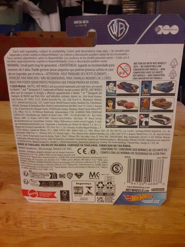 NEW! Hot Wheels DC Comics Character Car featuring Superman! - Picture 3 of 6