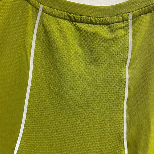 VRST Men's Accelerate Tank Bright Moss MAX231522 Sporty Fitness Training Gym - Picture 3 of 5