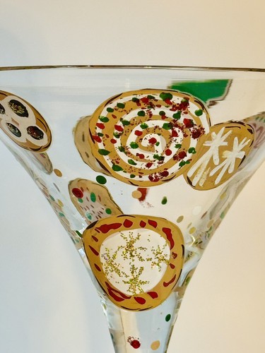 Lolita "Holiday Cookies" HandPainted 7oz Martini Glass "Martini Collection" BNWB - Picture 9 of 13