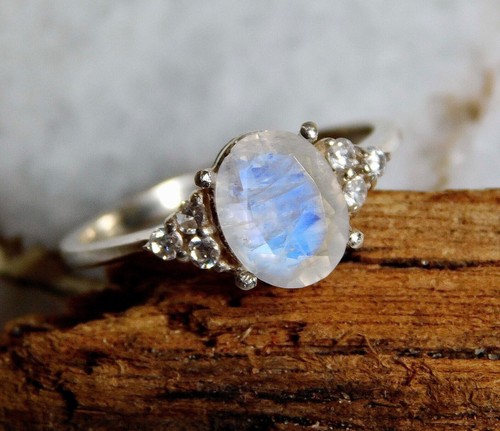 925 Sterling Silver Ring, Natural Rainbow Moonstone Ring, Engagement Ring - Picture 4 of 10