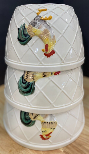 Set of 3~TREASURE CRAFT~Large Nesting Mixing Bowls~w/Roosters - Picture 9 of 10