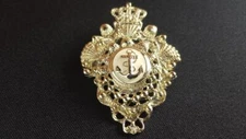 Vintage Gold Plated Enamel Nautical Anchor Coat Of Arms Brooch Pin