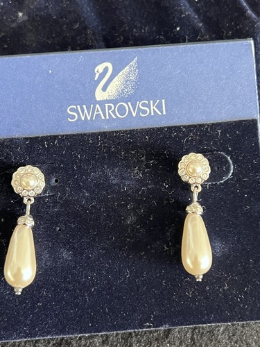 Genuine Swarovski Drop Earrings Silvertone pearl white - Picture 2 of 6
