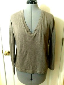Standard James Perse Womens Solid Deep V Pullover Top Green 2