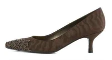 Stuart Weitzman Midnitelace Chocolate Brown Pumps Z4155* Size 8 M
