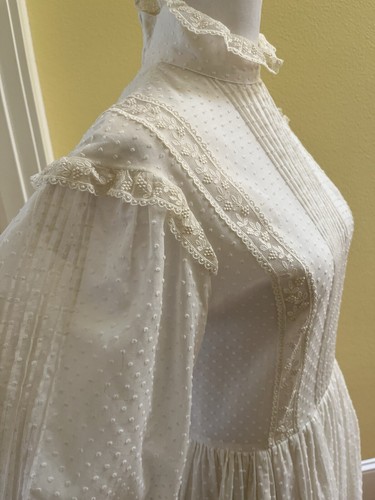 Vintage 70’s 60's Cotton Lace Swiss Dot Long Sleeve High Collar Wedding Dress S - Picture 18 of 19
