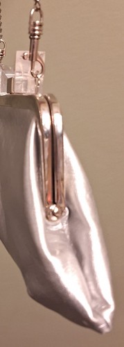 LULU TOWNSEND Silver Clutch Vintage W/Chain Strap Lucite Bow Clasp Closure  - Picture 5 of 7