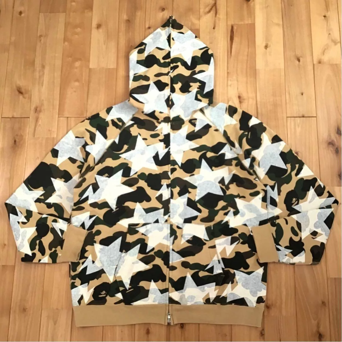 APE BAPE KAWS STA 1st CAMO パーカー スター L-eastgate.mk