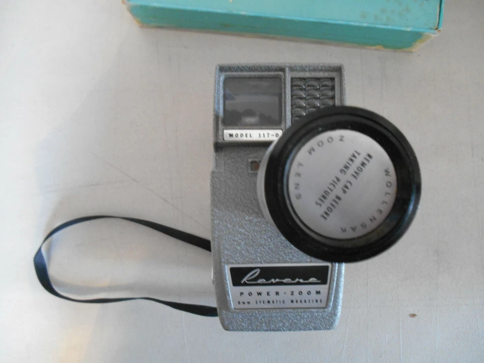 Cámara eléctrica Eye Matic Revere Power Zoom de colección con caja Foto 3 de 4