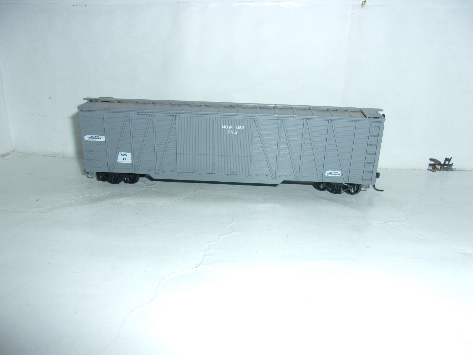 Picture 4 of 6