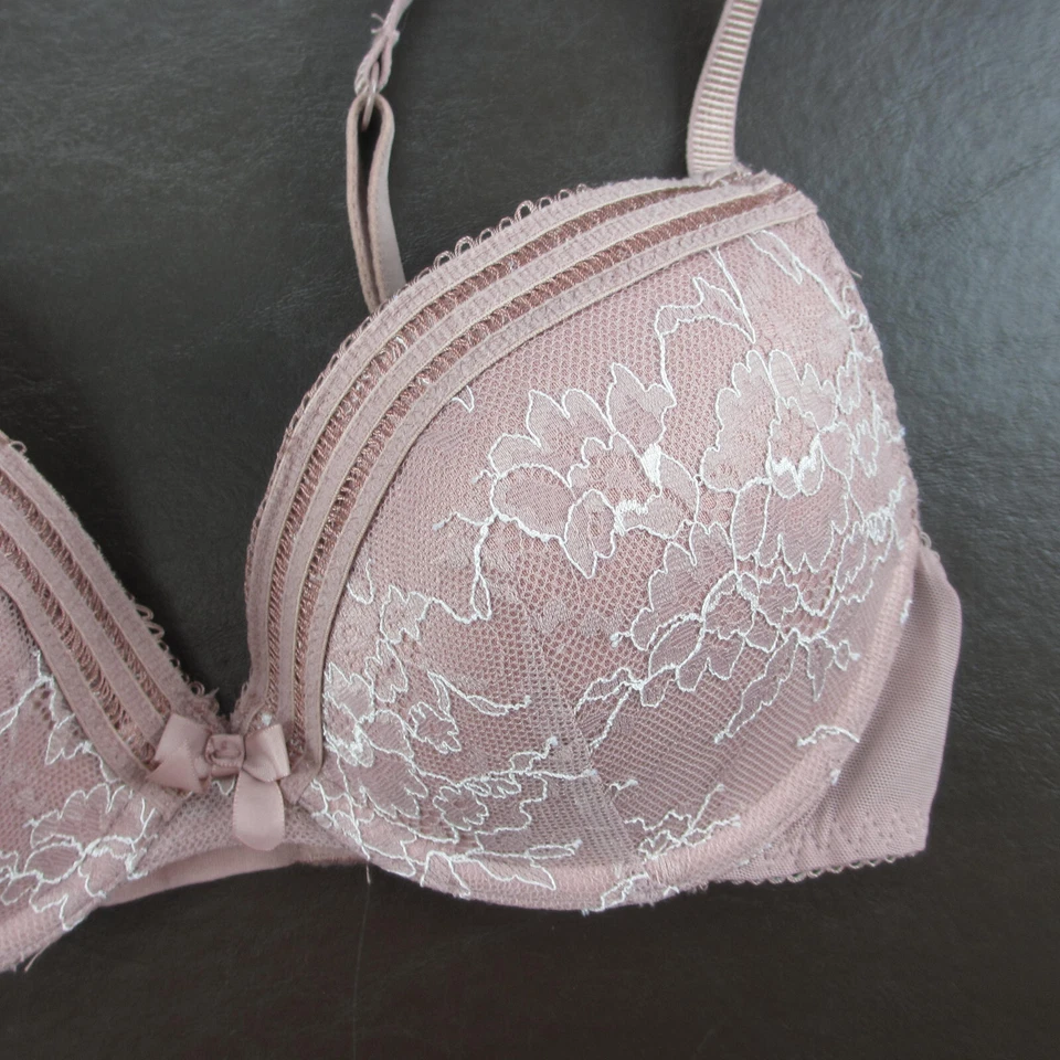 Sutiã M&S 32C rosa acolchoado com aro fecho ajustável atrás - Imagem 4 de 4