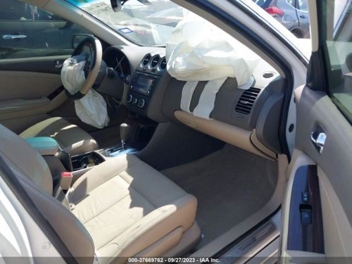 Conjunto de cámara de visión trasera Nissan Altima SR 2007-2012 3,5 L 28442ZX61A - Imagen 11 de 12