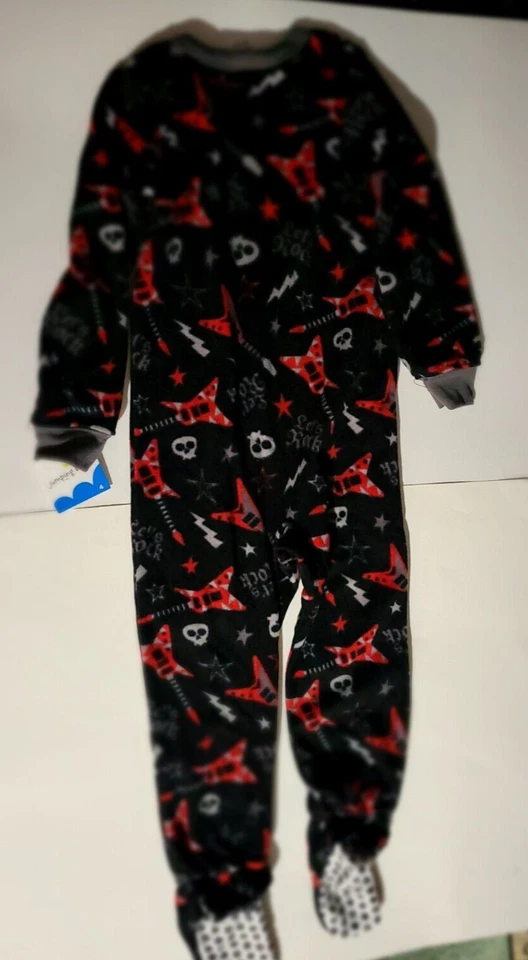 Pijama masculino Jumping Beans preto vermelho guitarra Lets Rock 1 peça com pés tamanho 4 - Imagem 3 de 4