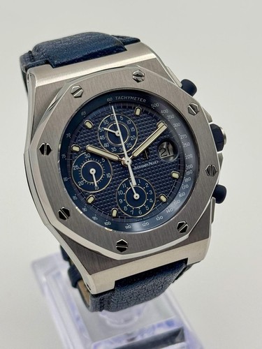 03/2025 AP Revision - Audemars Piguet Royal Oak Offshore Chronograph BLAU - TOP - Bild 2 von 7