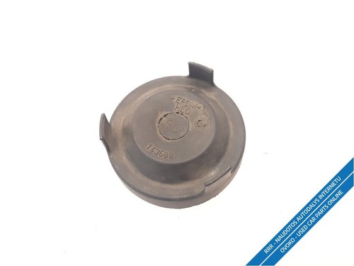 Opel Omega B Kombi 1998 LHD 2.5TDS Scheinwerfer Staub Deckel 143688