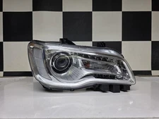 2015 2016 17 18 19 20 2021 2022 Chrysler 300 Right Halogen Headlight Used Afterm