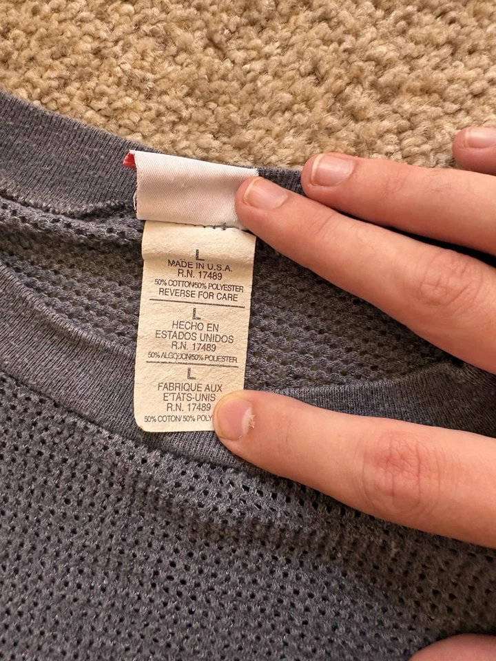 Camiseta sin mangas vintage de malla recortada recortada para hombre talla L hecha en EE. UU. Foto 4 de 4