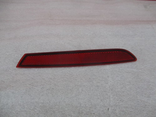 2017-2023 BMW M550i 540i 530i G30 M REAR BUMPER RIGHT  REFLECTOR LIGHT LAMP OEM - Picture 1 of 6
