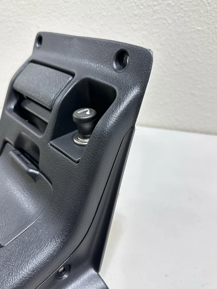 92-95 Honda Civic EG Lower Center Dash Trim Bezel Outlet Ashtray BLACK #8390 - Image 4 of 4