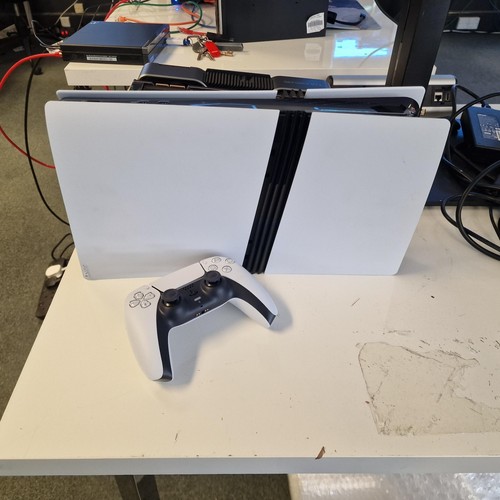 Sony PS5 Pro Console White + Controller 2TB SSD Barely Used