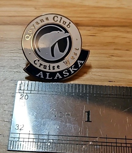 QUYANA CLUB CRUISE WEST ALASKA POLAR BEAR TRAVEL PIN - Picture 4 of 5