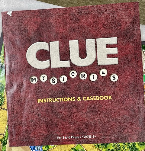 2005 Clue Mysteries Decoding Detective Board Game Hasbro 100% Complete - Picture 10 of 15