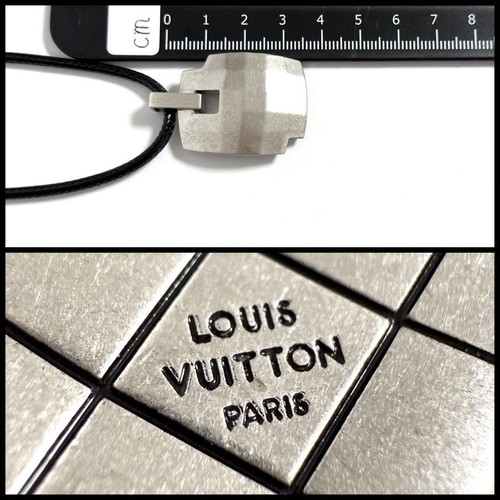 Rare Louis Vuitton Men's Damier Mosaic Necklace Pendant - Picture 9 of 10