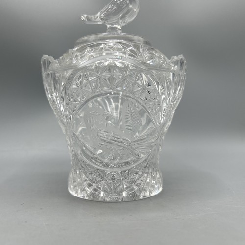 Vintage Hofbauer Byrdes 24% Lead Crystal Lidded Sugar Bowl w/ Bird - Picture 4 of 5