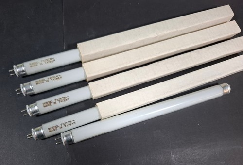 5 x 6W T5 Fluorescent Tubes Lamps 4000K Cool White 226mm F6T5CW - Picture 2 of 2