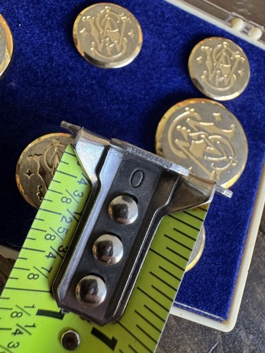 Vintage SMITH & WESSON Kleid Hemd Knopf Set Gold Finish - 8 Knöpfe - Bild 5 von 5