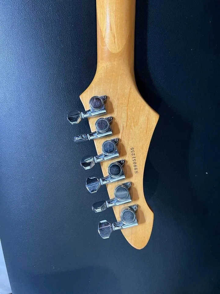 Aria pro2 magna series metallic ice blue back - Image 4 of 4