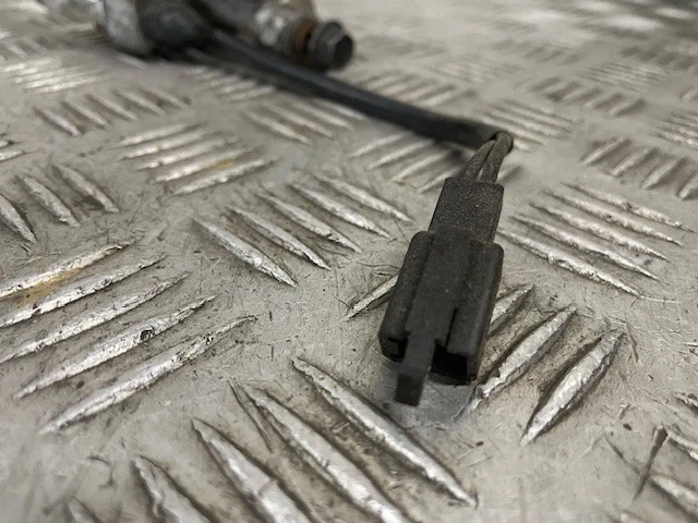 Cilindro maestro freno delantero Yamaha cygnus X ncx 125 X NCX125 2014 Foto 4 de 4