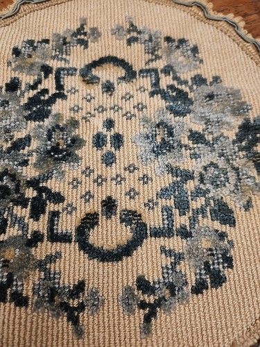 Ambrose Art Linens Round Croydon 9" Doily Blue Floral Pattern Made In Belgium - Picture 7 of 9
