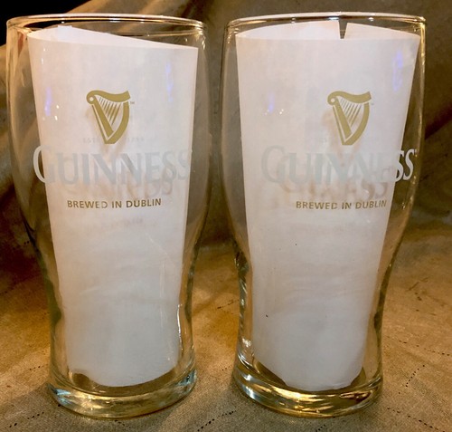 GUINNESS Beer Glasses Authentic with the Harp Logo Set of (2) Two