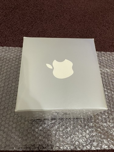 Factory Sealed Apple iPod Classic 1st Generation (5GB) + 2nd, 3rd, 4th and U2 - Picture 22 of 23